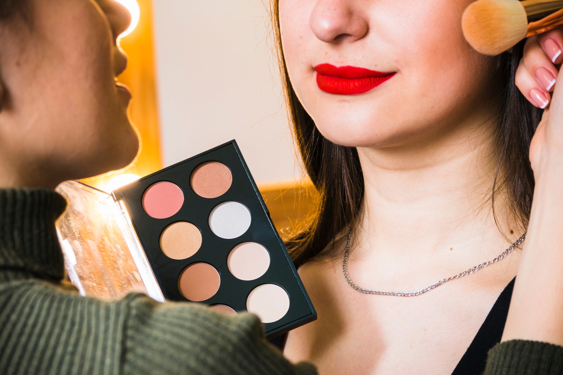 Las mejores bases de maquillaje para pieles sensibles con rosácea